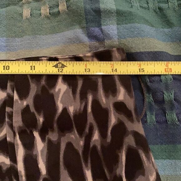 Worthington size 8 Black and grey leopard print skirt EUC - Picture 11 of 11